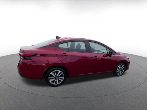 Used 2025 Nissan Versa SV image 15