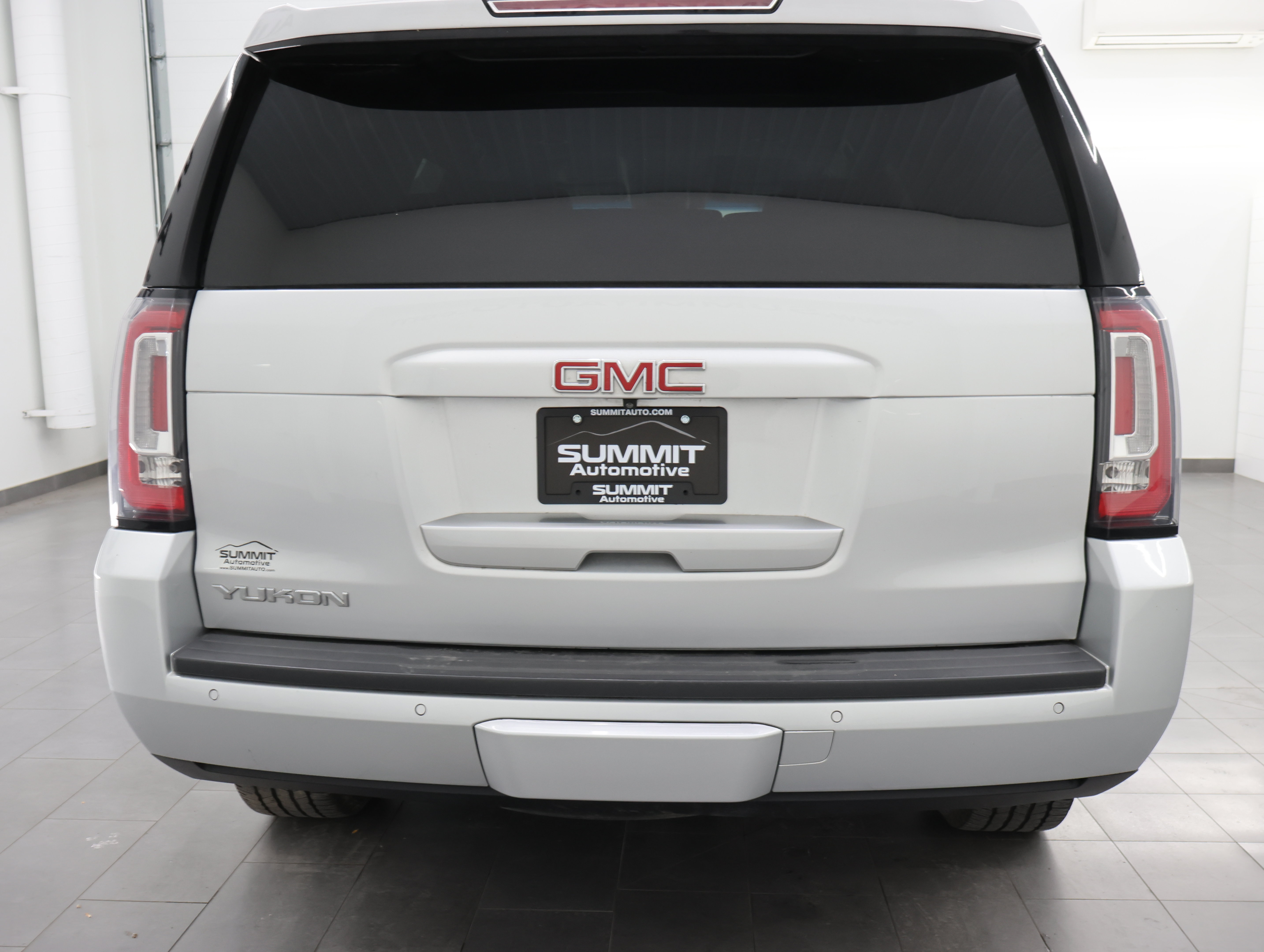 Used 2018 GMC Yukon SLE w/ SLE Value Package AWD/4WD image 26