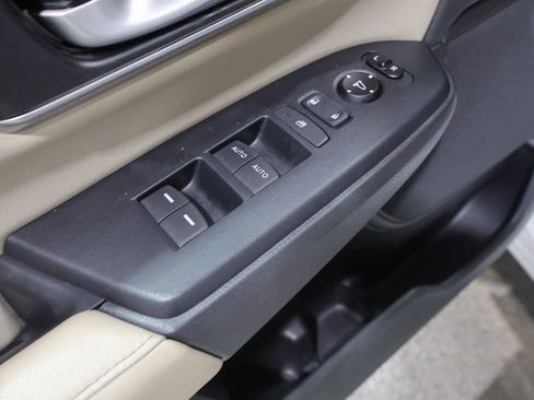 Used 2019 Honda CR-V EX-L image 14