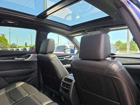 Used 2024 Cadillac XT5 Premium Luxury image 12