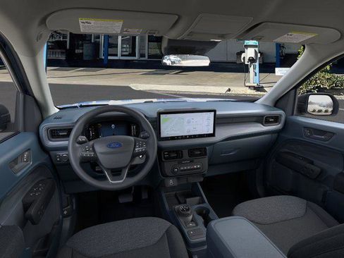 New 2025 Ford Maverick XL image 9