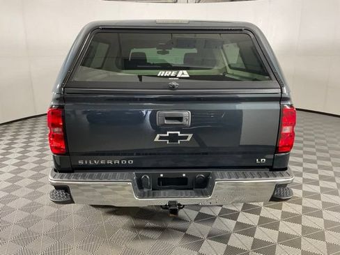 Used 2019 Chevrolet Silverado 1500 LT w/ LPO, Black Pack AWD/4WD image 5