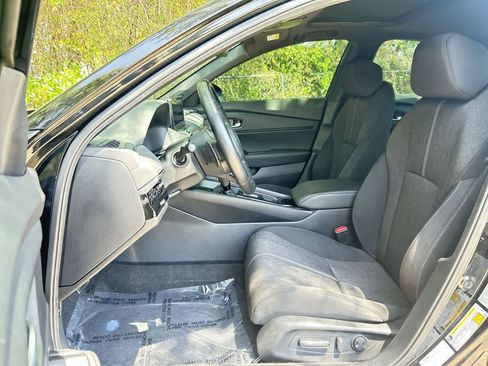 Certified 2024 Honda Accord Sport image 11