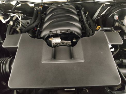 Used 2018 Chevrolet Silverado 1500 LT w/ Texas Edition image 30