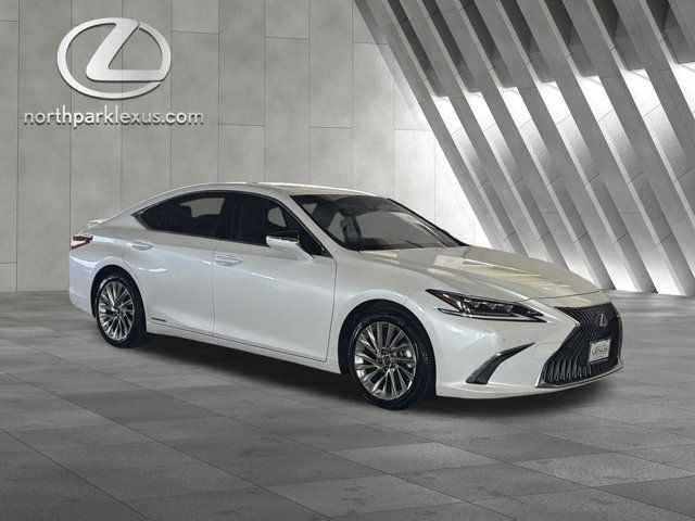 Used 2019 Lexus ES 300h w/ Accessory Package 2 FWD image 8