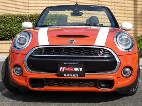 Used 2021 MINI Cooper S image 17