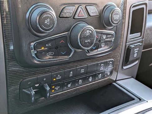 Used 2018 RAM 1500 Limited image 15