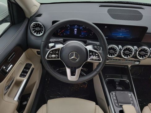 Certified 2023 Mercedes-Benz GLB 250 image 13