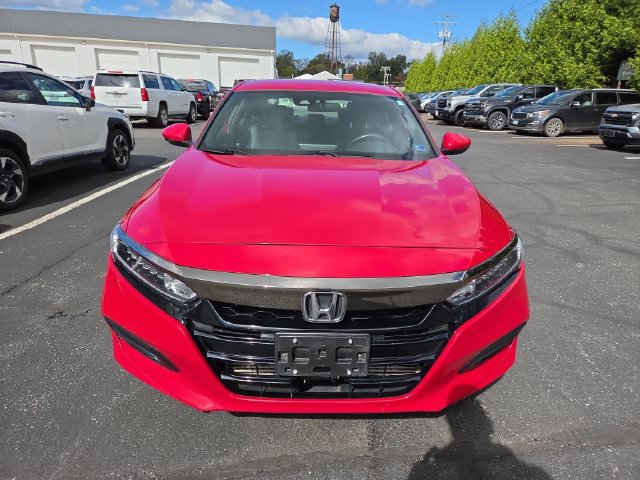 Used 2018 Honda Accord Sport image 2