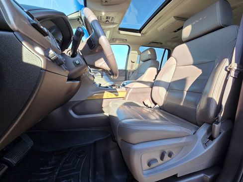 Used 2017 GMC Yukon Denali w/ Open Road Package image 23