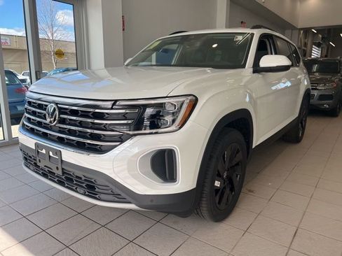 New 2026 Volkswagen Atlas SE AWD/4WD image 3