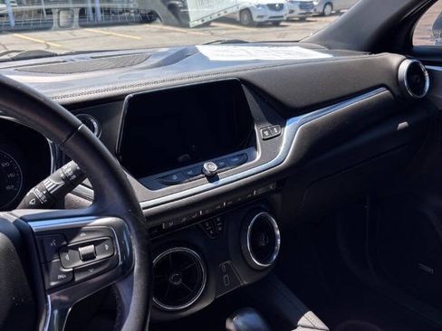 Used 2019 Chevrolet Blazer LT w/ Sun and Wheels Package AWD/4WD image 4