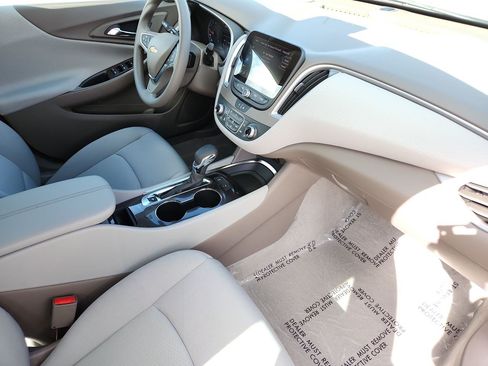 Used 2024 Chevrolet Malibu LT FWD image 28