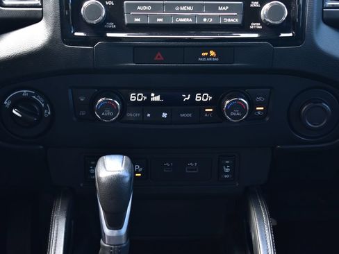 Used 2022 Nissan Frontier PRO-4X w/ Pro-4X Premium Package AWD/4WD image 31
