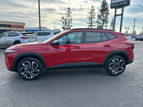 New 2026 Chevrolet Trax RS w/ Sunroof Package image 5