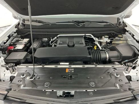 Used 2024 Chevrolet Colorado LT w/ LT Convenience Package III image 31