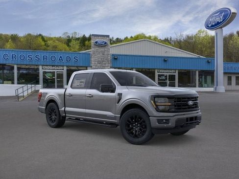 New 2025 Ford F150 XLT w/ Equipment Group 302A MID AWD/4WD image 7