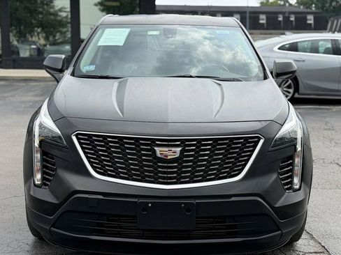 Used 2019 Cadillac XT4 Luxury w/ Cold Weather Package AWD/4WD image 2
