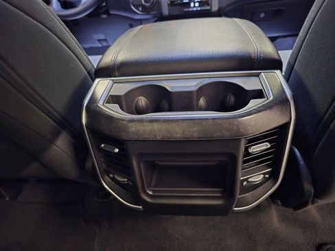 Used 2022 RAM 1500 Big Horn RWD image 39