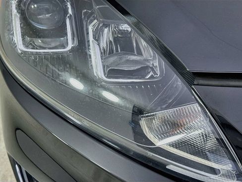Used 2020 Ford Escape SE FWD image 32
