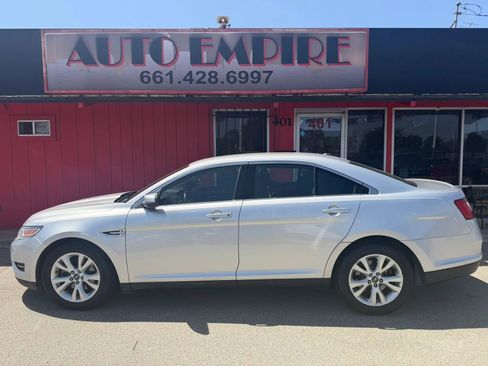 Used 2012 Ford Taurus SEL FWD image 1