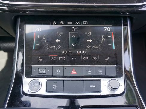 Used 2024 Audi Q7 3.0T Premium Plus AWD/4WD image 12
