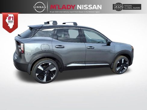 New 2025 Nissan Kicks SR w/ Illumination Package image 7