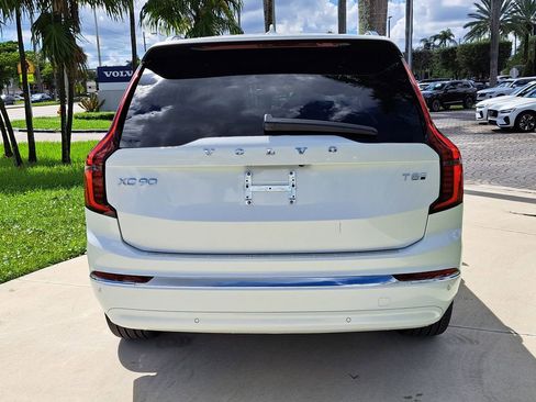 New 2026 Volvo XC90 T8 Plus w/ Protection Package Premier AWD/4WD image 4