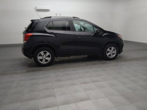 Used 2022 Chevrolet Trax LT w/ Driver Confidence Package AWD/4WD image 10
