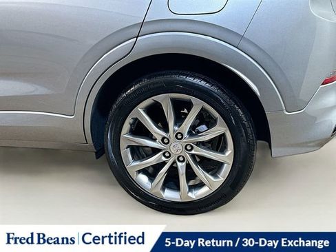 Used 2025 Buick Encore GX Avenir w/ Avenir Technology Package image 8