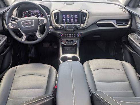 Used 2024 GMC Terrain Denali w/ Denali Premium Package image 16