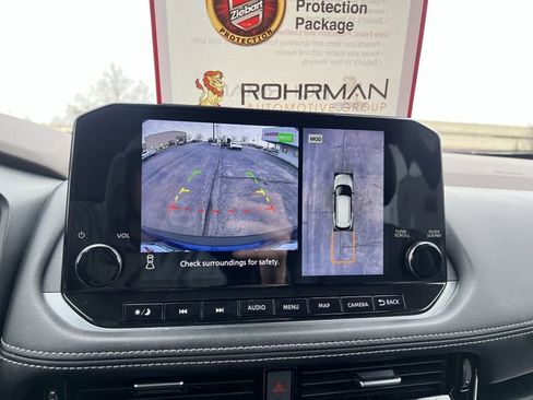 Used 2023 Nissan Rogue SL w/ SL Premium Package AWD/4WD image 17