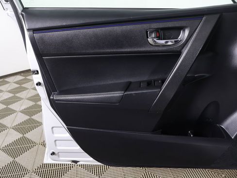 Used 2019 Toyota Corolla SE FWD image 13