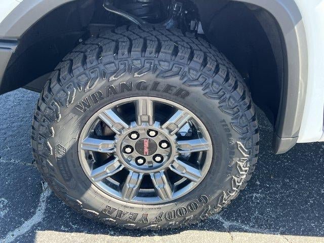 New 2026 GMC Sierra 1500 AT4X AWD/4WD image 13