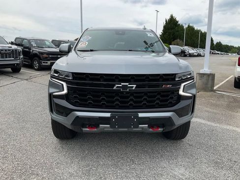 Used 2023 Chevrolet Tahoe Z71 w/ Luxury Package AWD/4WD image 2