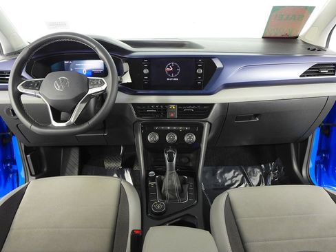 Used 2023 Volkswagen Taos SE AWD/4WD image 24