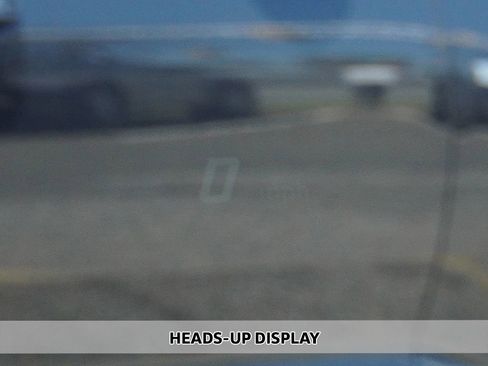 Used 2022 Lamborghini Urus AWD/4WD image 7