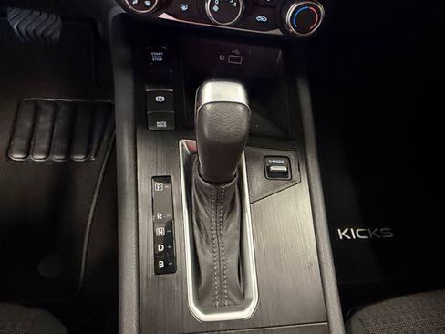 Used 2025 Nissan Kicks S FWD image 22