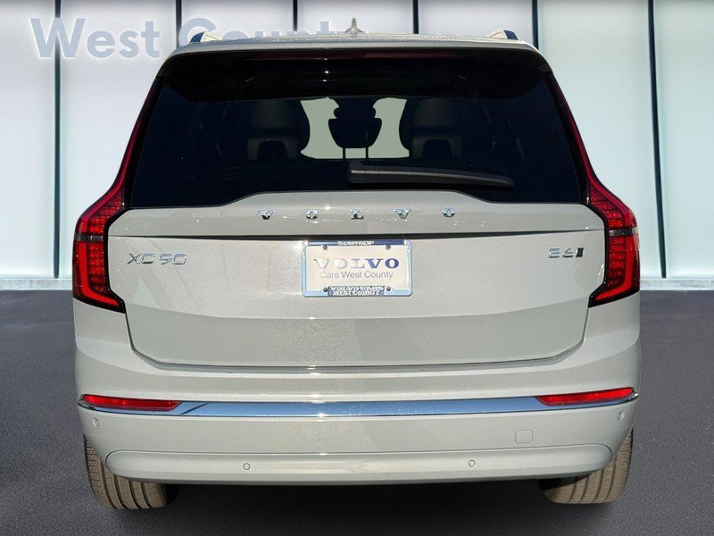Certified 2026 Volvo XC90 B6 Plus AWD/4WD image 6