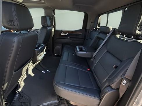 Used 2023 GMC Sierra 1500 Denali w/ Denali Reserve Package image 20