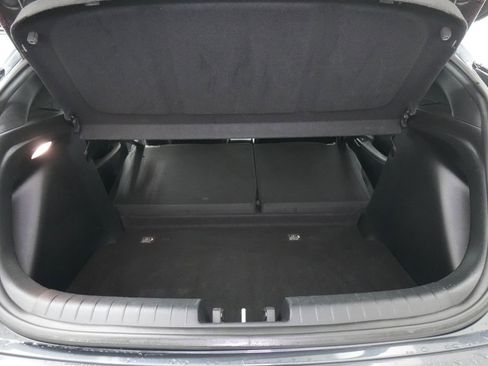 Used 2019 Hyundai Veloster 2.0 FWD image 19