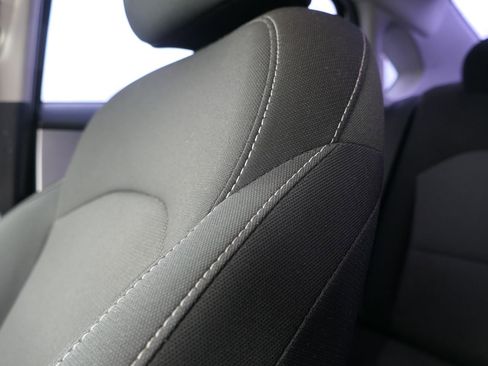 Used 2023 Kia Forte LXS image 17