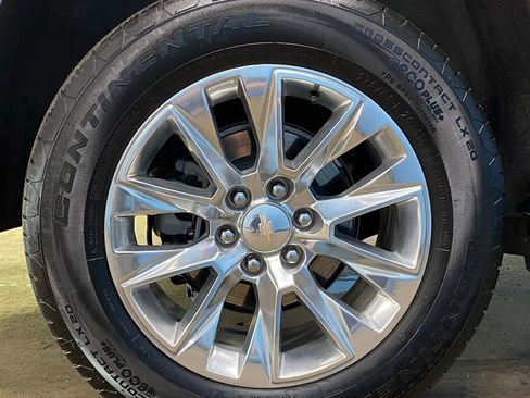 Used 2024 Chevrolet Tahoe Premier w/ Premium Package image 57