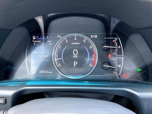 Used 2024 Lexus ES 350 w/ Premium Package FWD image 22