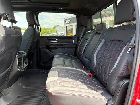Used 2023 RAM 1500 Big Horn AWD/4WD image 38