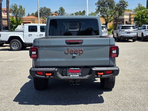New 2026 Jeep Gladiator Mojave w/ Steel Bumper Group image 5