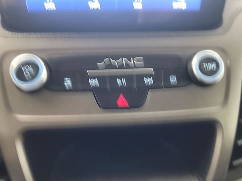 Used 2020 Ford Transit Connect XL FWD image 28