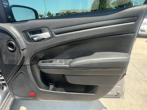 Used 2014 Chrysler 300 S AWD/4WD image 49