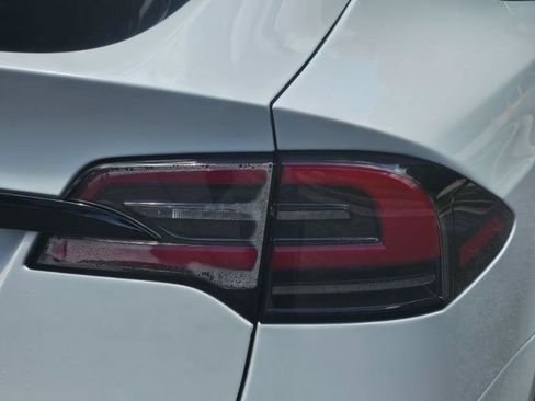 Used 2023 Tesla Model X AWD/4WD image 30