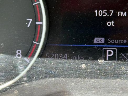 Used 2024 Nissan Sentra SV FWD image 22